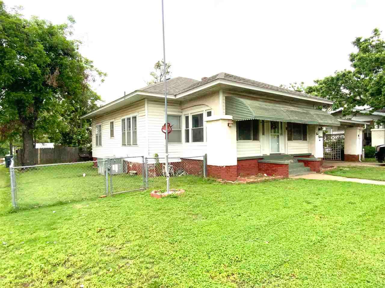 515 North 11th Street Perry, OK 73077 - Photo 2 of 25 Gallery Image 2