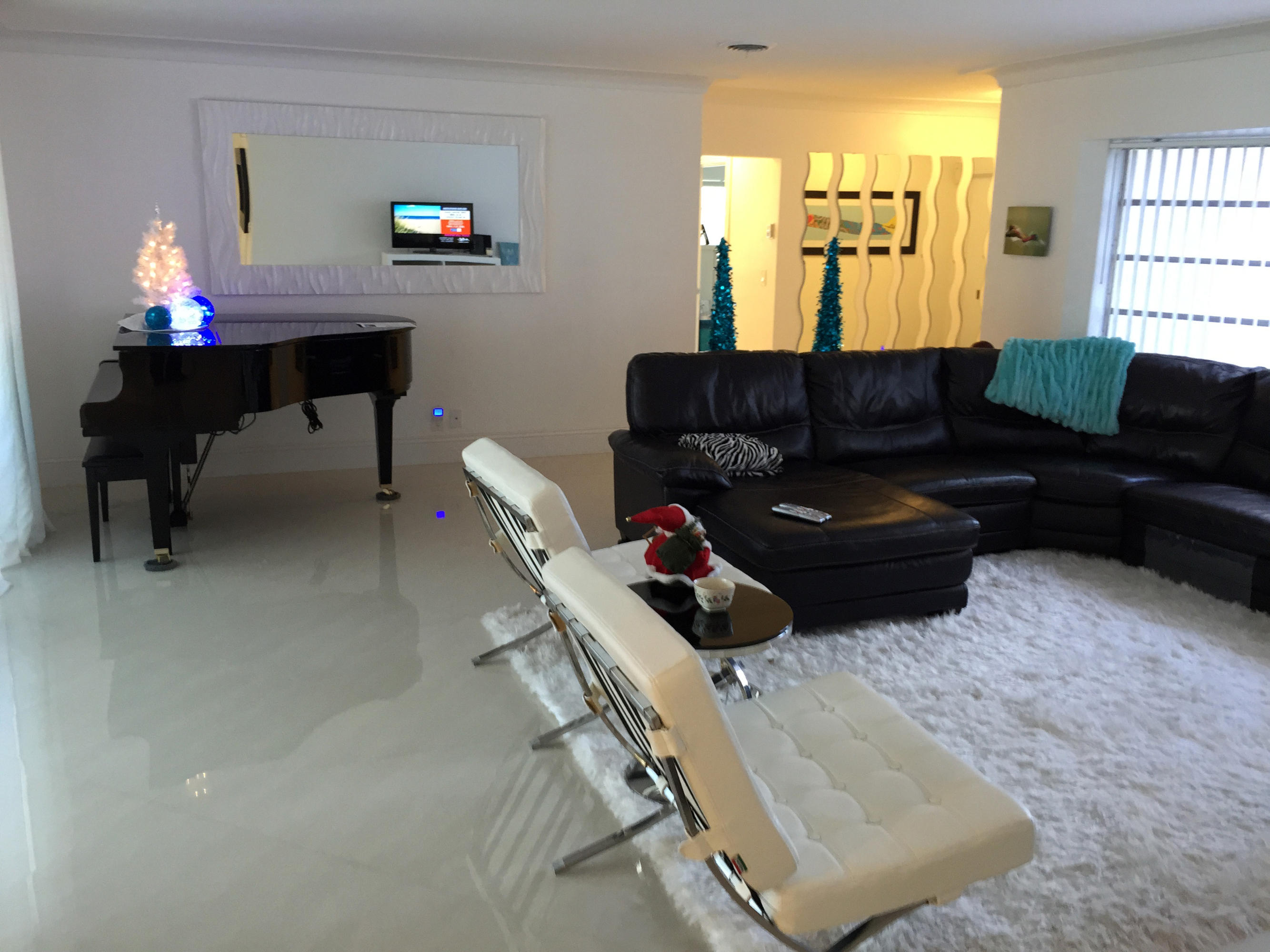 620 Phillips Drive Boca Raton, FL 33432 - Photo 11 of 34 Piano