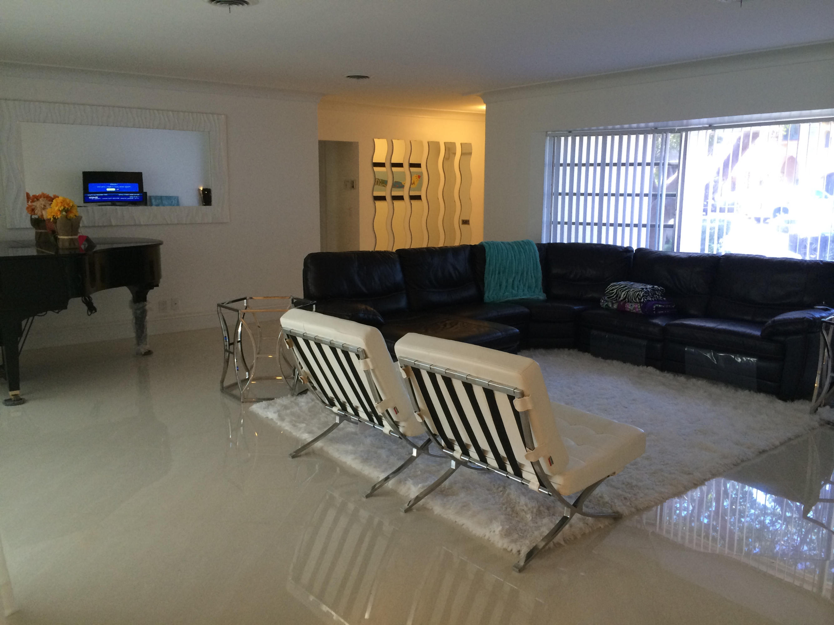620 Phillips Drive Boca Raton, FL 33432 - Photo 12 of 34 LR1