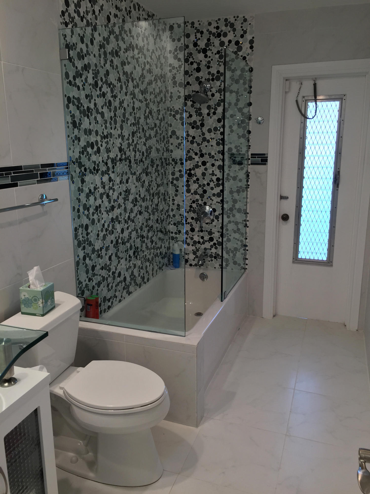 620 Phillips Drive Boca Raton, FL 33432 - Photo 29 of 34 2 Bathtub