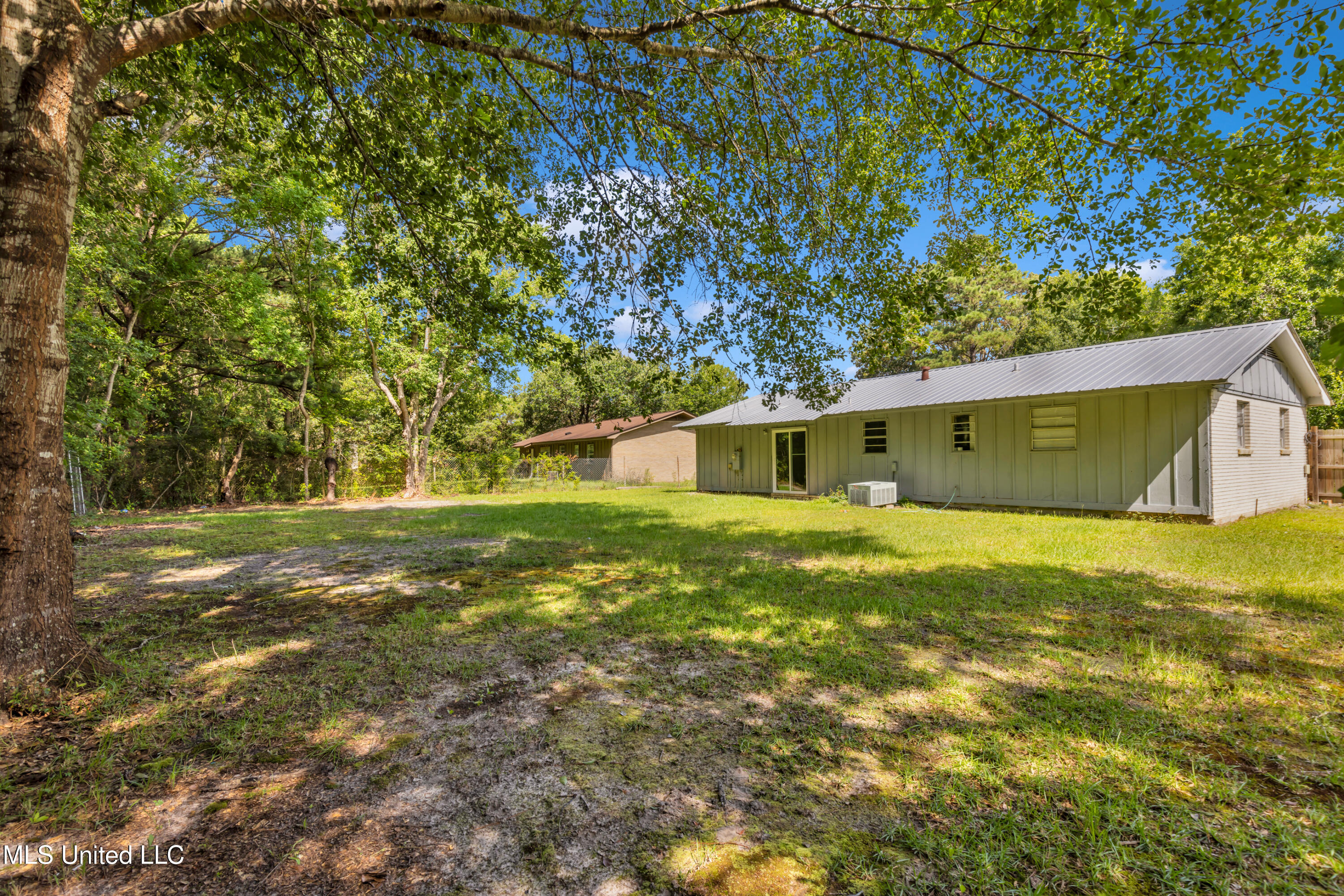 2001 South Haven Road Gautier, MS 39553 - Photo 19 of 24 2001SHavenRd-20