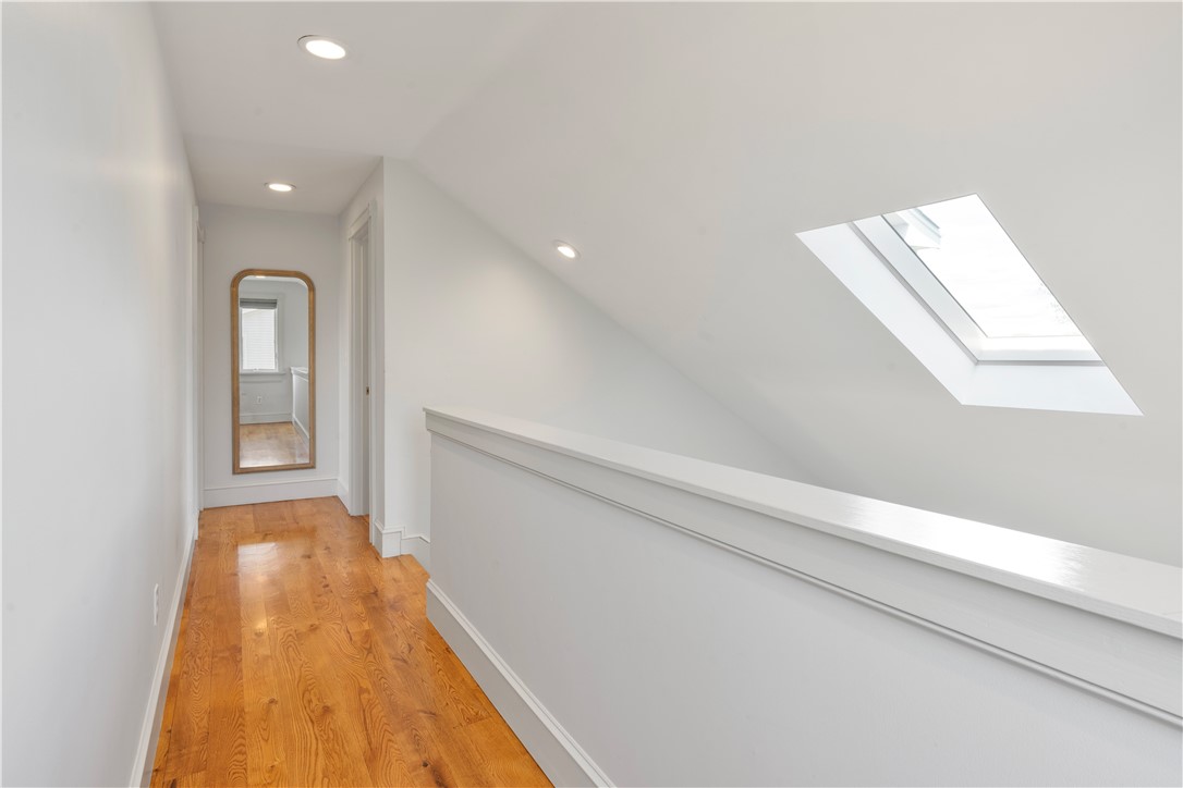 163 Morrison Avenue Middletown, RI 02842 - Photo 15 of 40