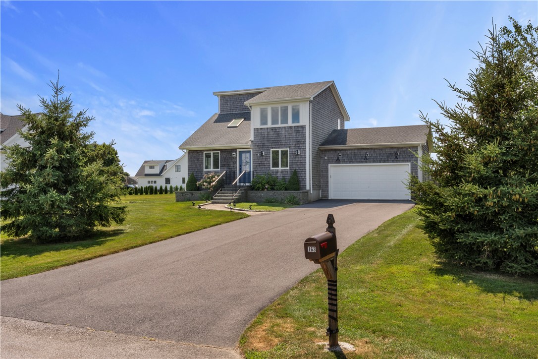 163 Morrison Avenue Middletown, RI 02842 - Photo 2 of 40