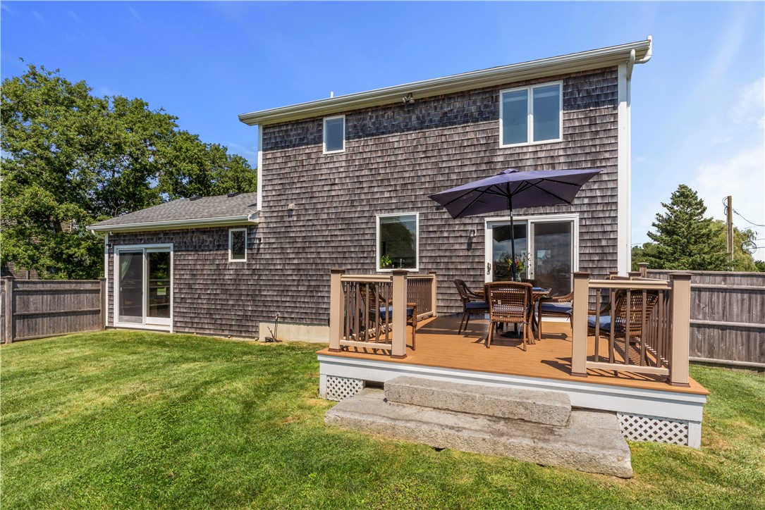 163 Morrison Avenue Middletown, RI 02842 - Photo 32 of 40