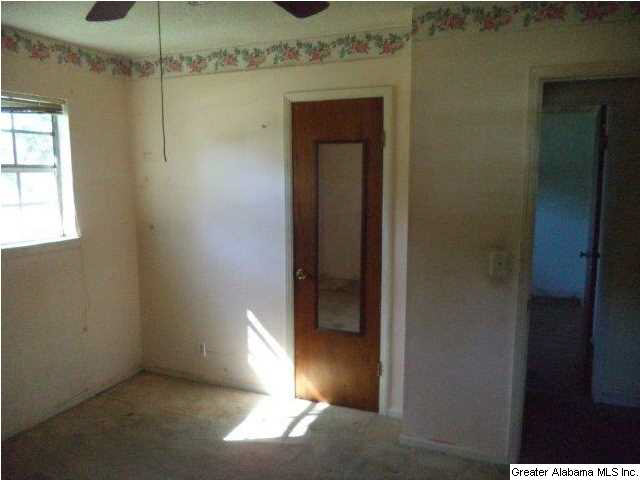 8025 Hopewell Road Bessemer, AL 35022 - Photo 9 of 14