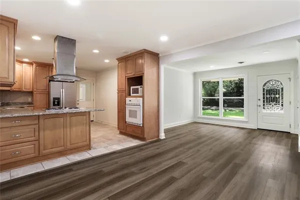 $2,100 | 1405 South Adams Street, Covington, LA 70433