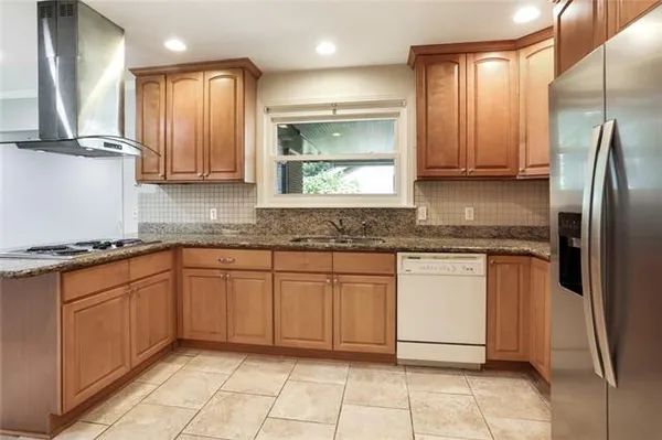 $2,100 | 1405 South Adams Street, Covington, LA 70433