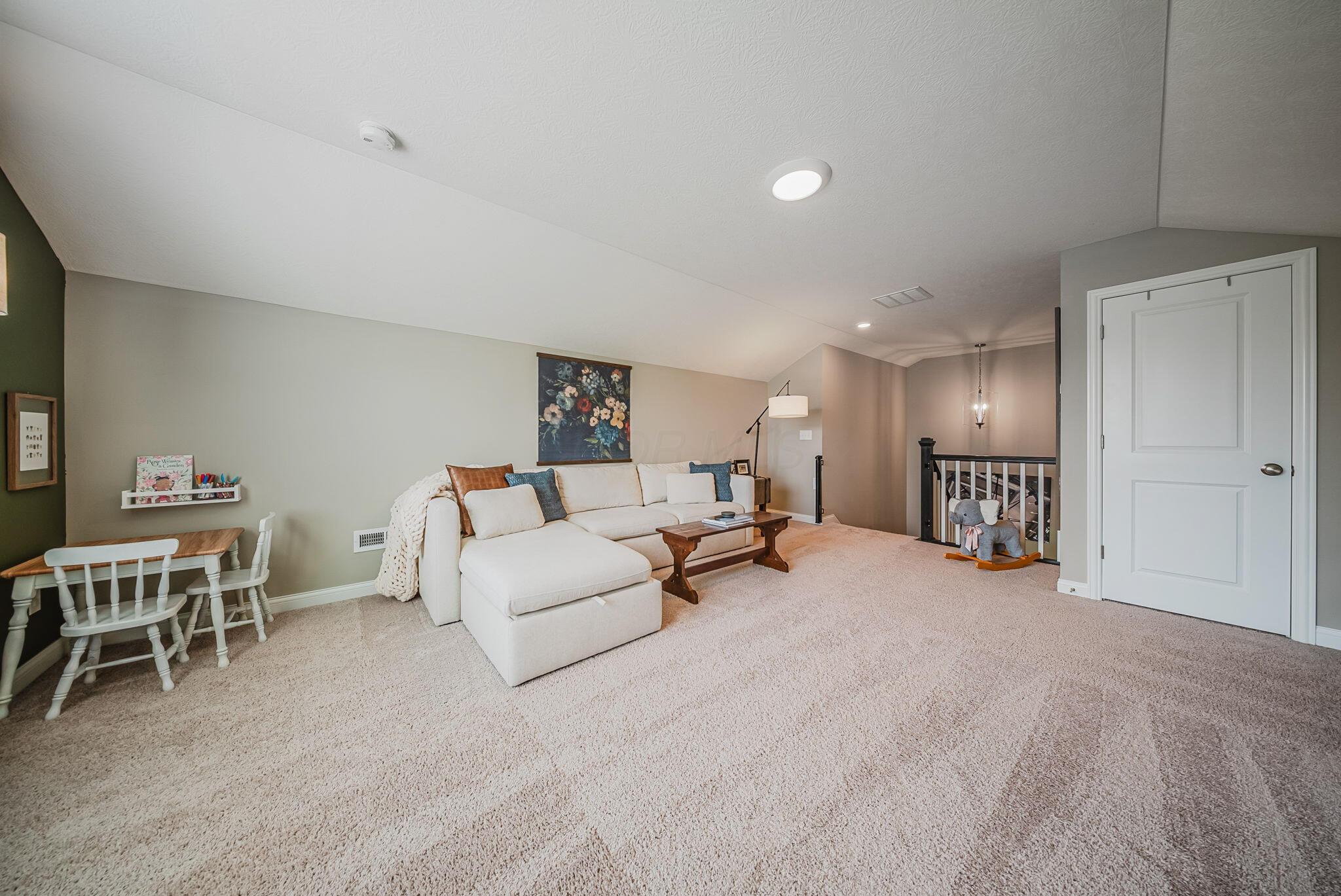 6847 Olde Dutch Road Westerville, OH 43081 - Photo 31 of 48