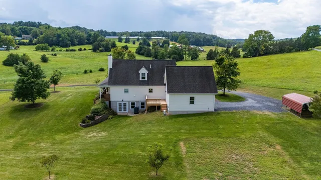$635,000 | 3008 Spring Hill Road, Staunton, VA 24401