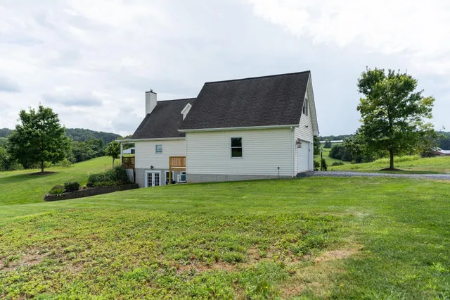 $635,000 | 3008 Spring Hill Road, Staunton, VA 24401