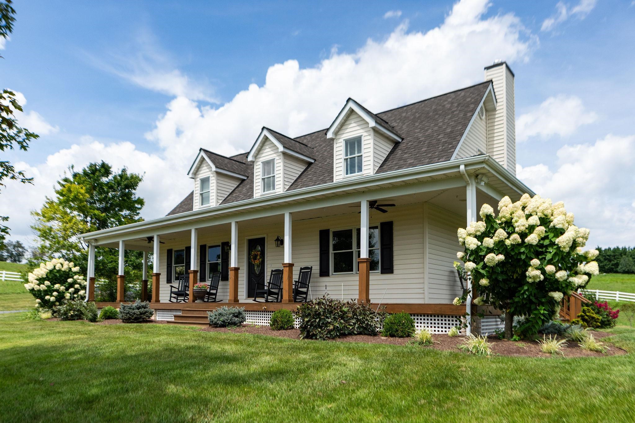 3008 Spring Hill Road Staunton, VA 24401 - Photo 10 of 75 Gallery Image 10