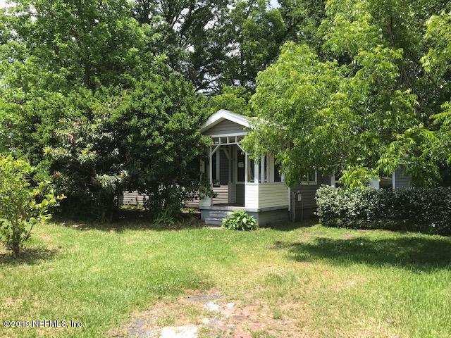 5205 Hancock Road Jacksonville, FL 32254 - Photo 2 of 25 a view of a house with a yard and sitting area