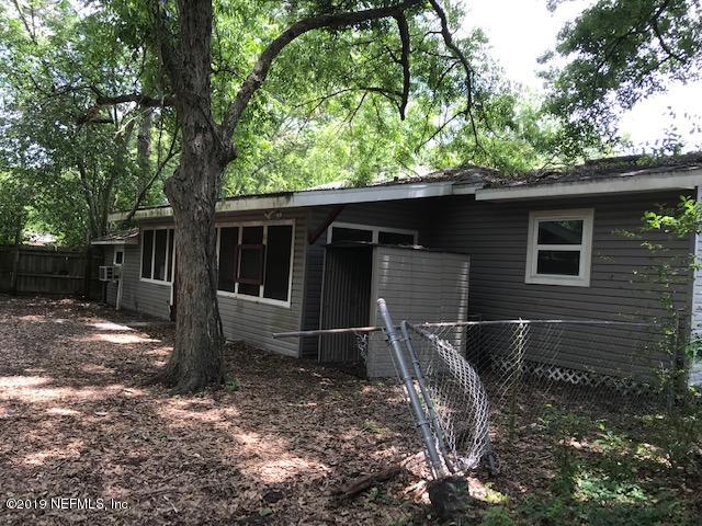 5205 Hancock Road Jacksonville, FL 32254 - Photo 21 of 25 a front view of a house with yard