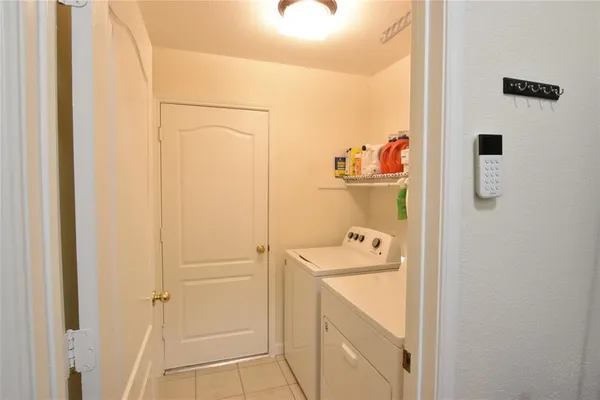 $368,000 | 3732 Ranchman Boulevard, Denton, TX 76210