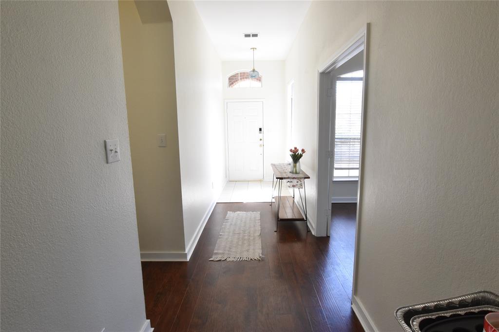 3732 Ranchman Boulevard Denton, TX 76210 - Photo 3 of 29