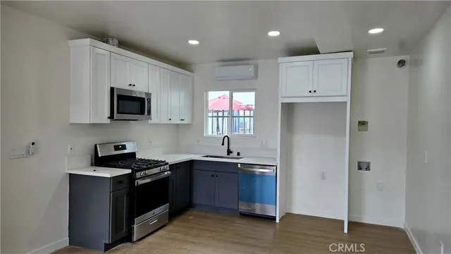 $2,600 | 11171 Bullis Road, Unit E, Lynwood, CA 90262