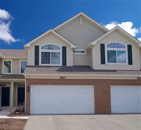 $2,300 | 3810 Pratt Street, Plano, IL 60545