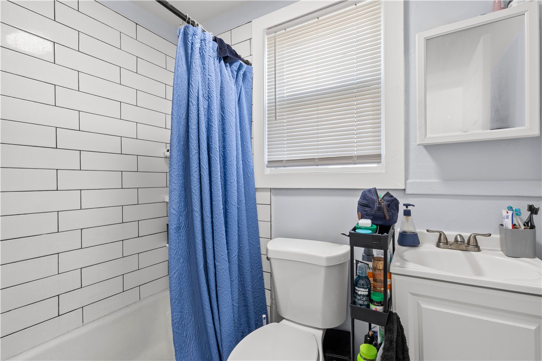 152 Washington Street Central Falls, RI 02863 - Photo 39 of 46