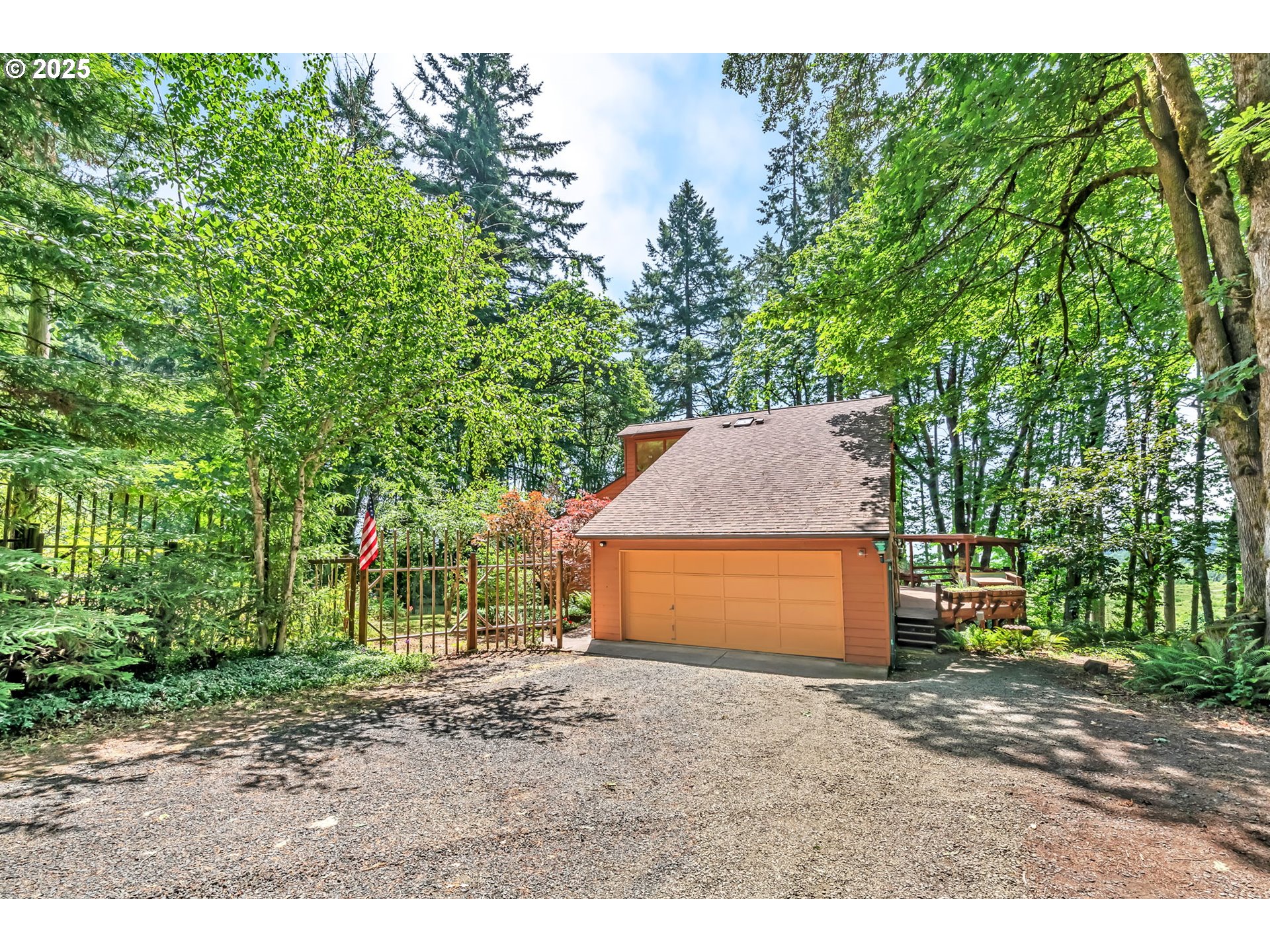 25498 Butler Road Junction City, OR 97448 - Photo 4 of 48 Gallery Image 4