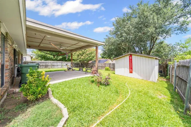 $310,000 | 2121 Newbury Drive, Arlington, TX 76014
