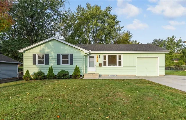 $249,990 | 8706 Kentucky Avenue, Kansas City, MO 64138