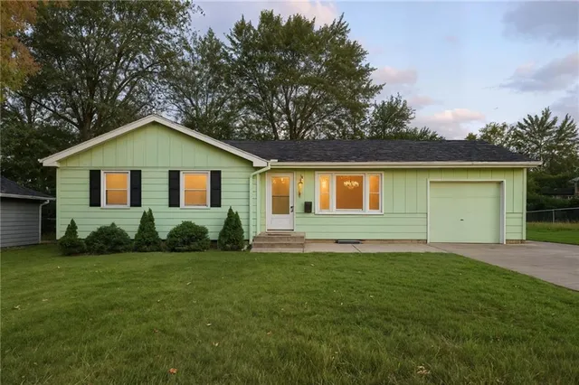 $252,900 | 8706 Kentucky Avenue, Kansas City, MO 64138