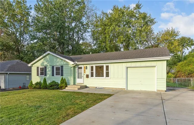 $252,900 | 8706 Kentucky Avenue, Kansas City, MO 64138