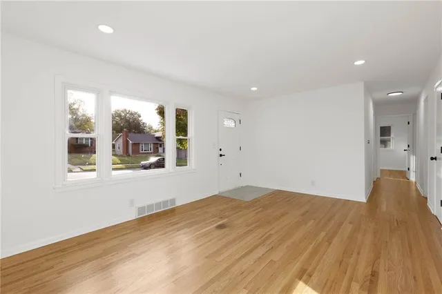 $252,900 | 8706 Kentucky Avenue, Kansas City, MO 64138