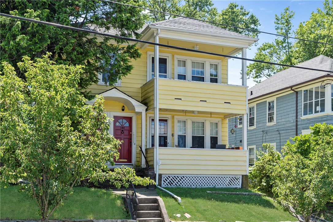 144 Colonial Road Providence, RI 02906 - Photo 3 of 20