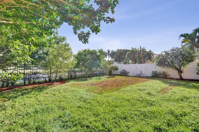 $4,999 | 10902 Tamoron Lane, Boca Raton, FL 33498