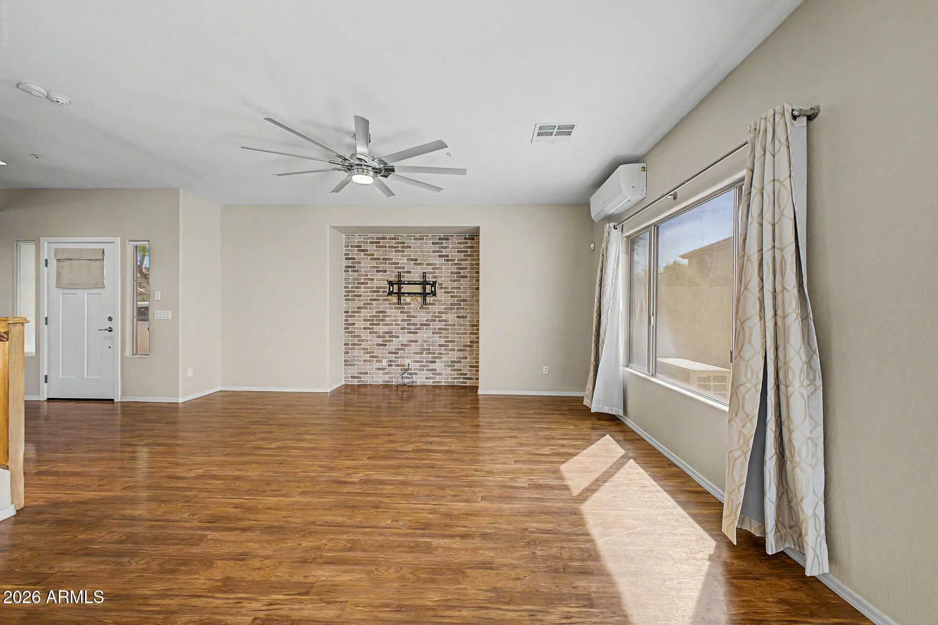 1429 East Elgin Street Gilbert, AZ 85295 - Photo 10 of 31 07 - Elgin