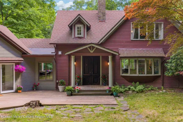 $1,375,000 | 60 Boggs Hill Road, Woodstock, NY 12498