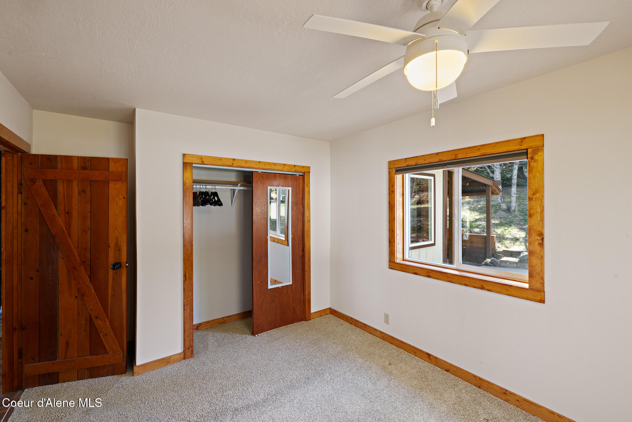 6002 South Arrow Road Harrison, ID 83833 - Photo 10 of 40 0N8A5002