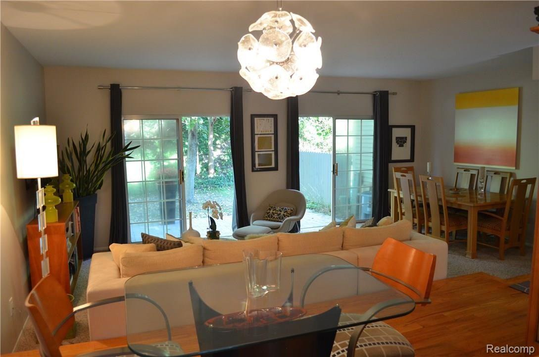 1576 Gas Light Lane Rochester, MI 48306 - Photo 16 of 49 DSC_0060.jpg