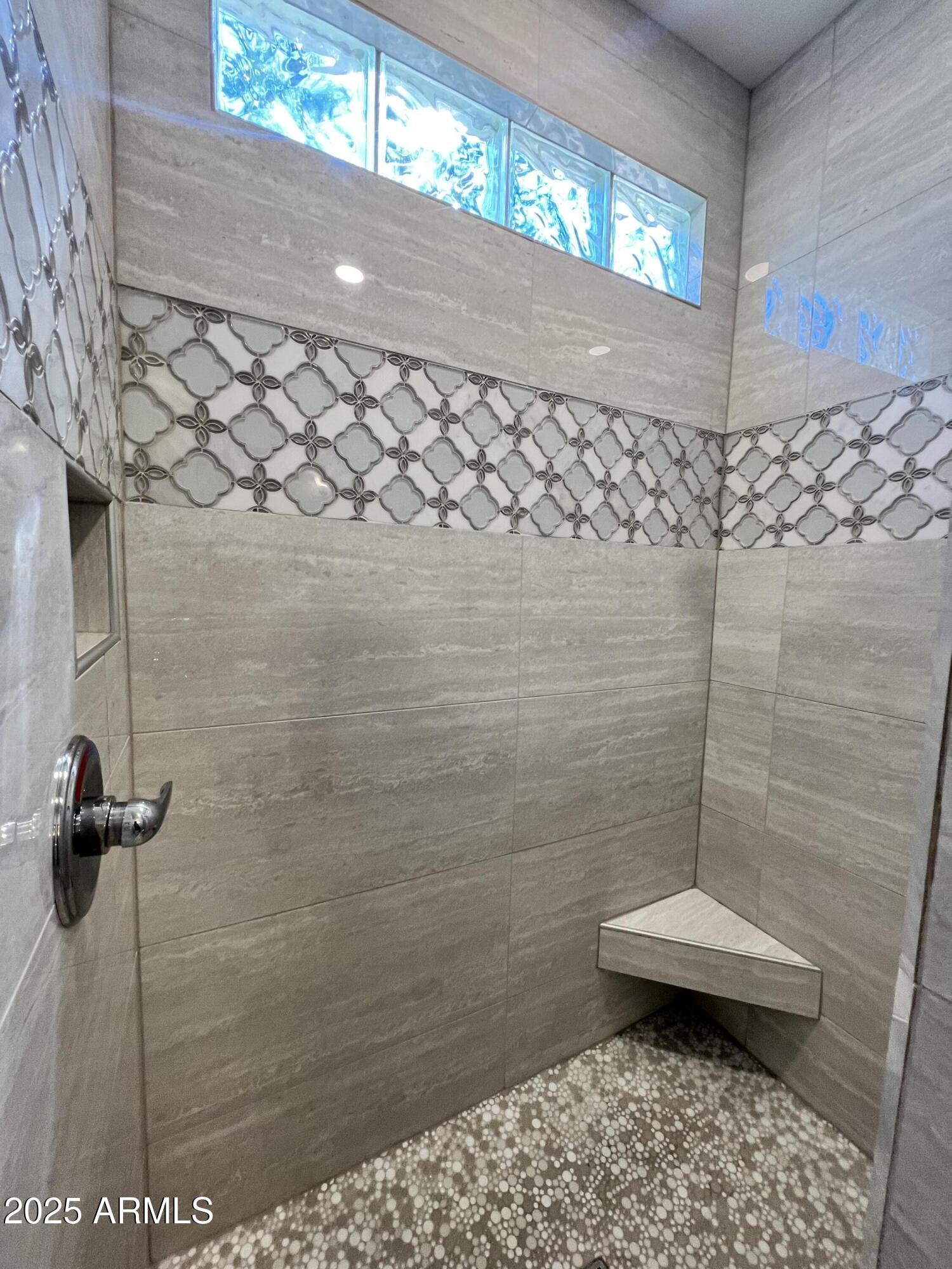 5303 North 7th Street, Unit 132 Phoenix, AZ 85014 - Photo 26 of 32 a bathroom with a shower