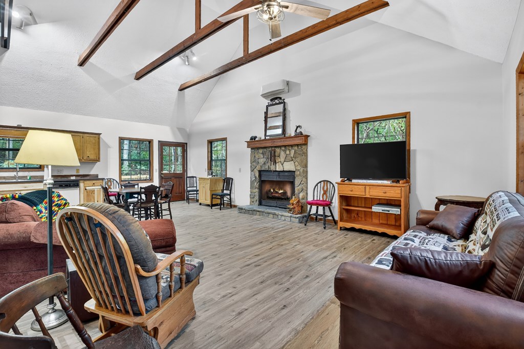 205 Spring Road Blairsville, GA 30512 - Photo 2 of 29 Gallery Image 2