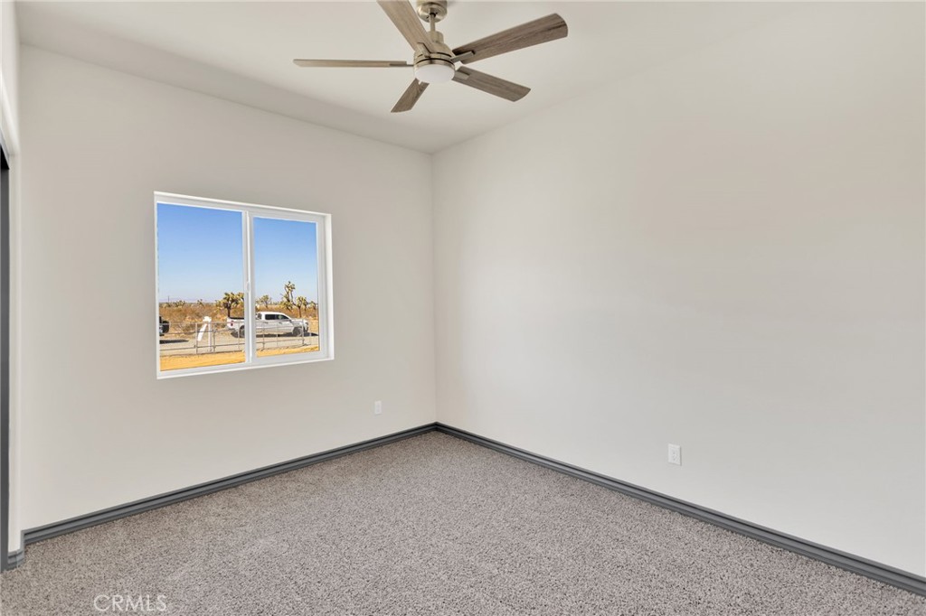 12015 Rosado Road Pinon Hills, CA 92372 - Photo 23 of 43