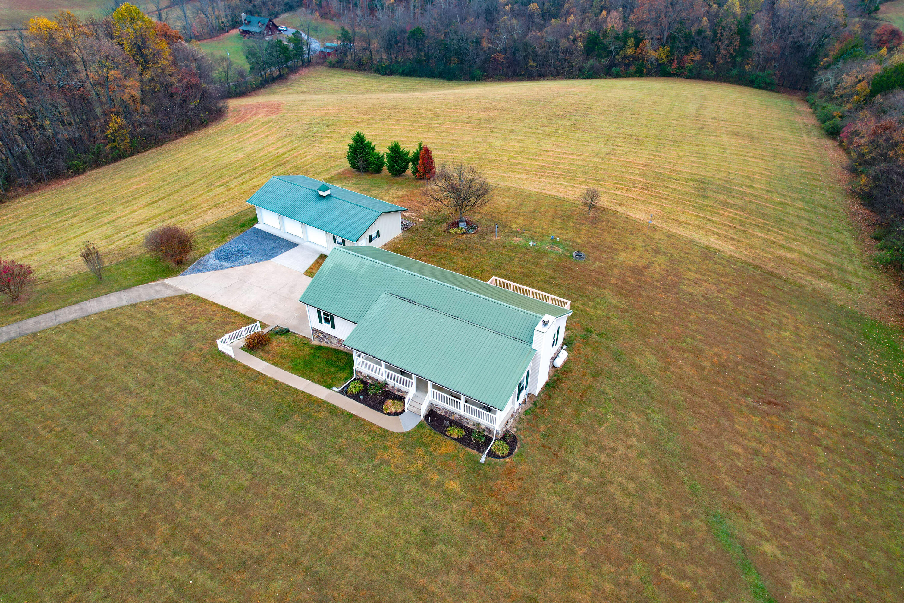 1746 Old Baileyton Road Afton, TN 37616 - Photo 74 of 80 Old Bailyton Drone-9