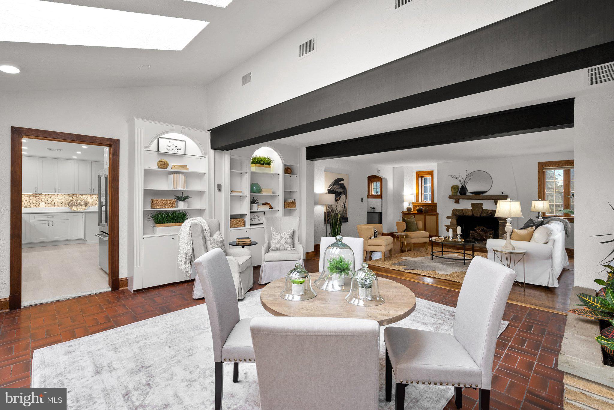 9218 Colesville Road Silver Spring, MD 20910 - Photo 11 of 76 Game room/multi-purpose sundrenched solarium