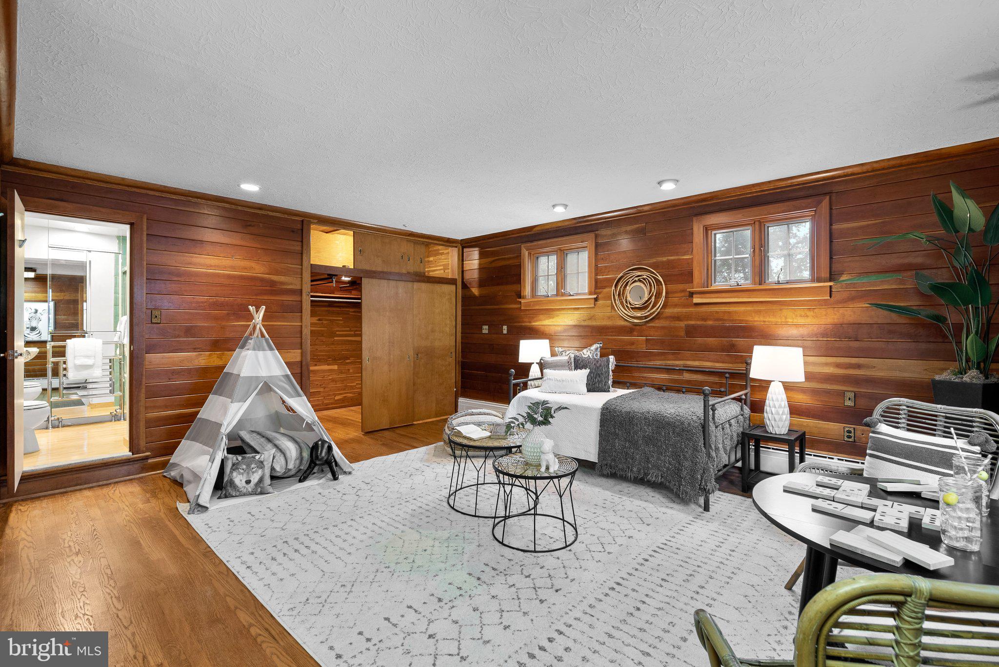 9218 Colesville Road Silver Spring, MD 20910 - Photo 29 of 76 Main level in-law suite with cedar closets