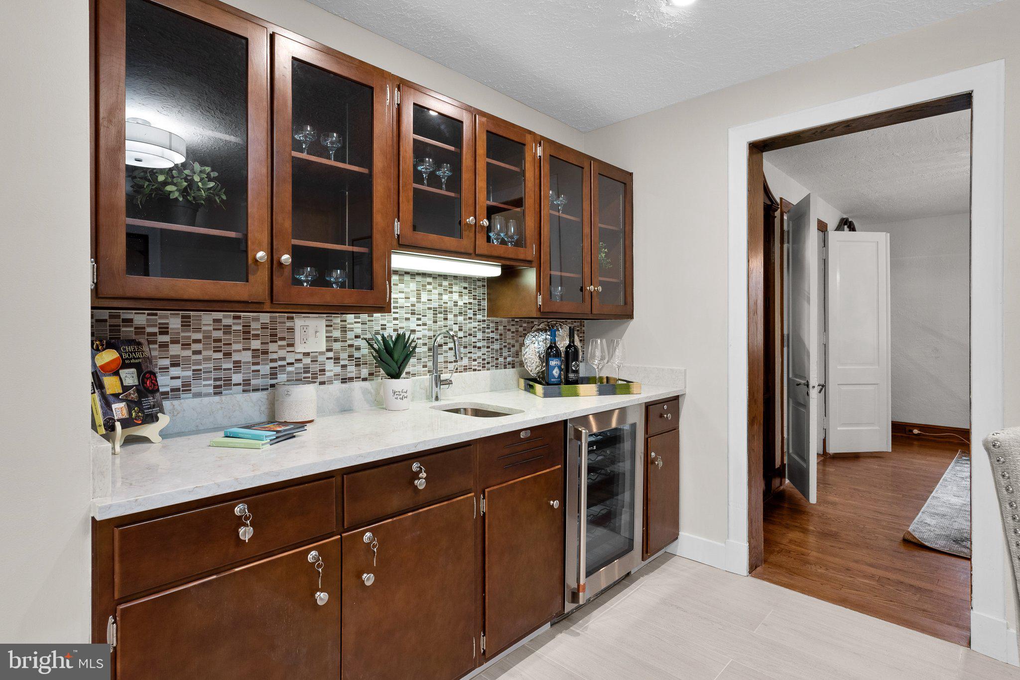 9218 Colesville Road Silver Spring, MD 20910 - Photo 31 of 76 Classic "Quaker Maid" cabinets!!