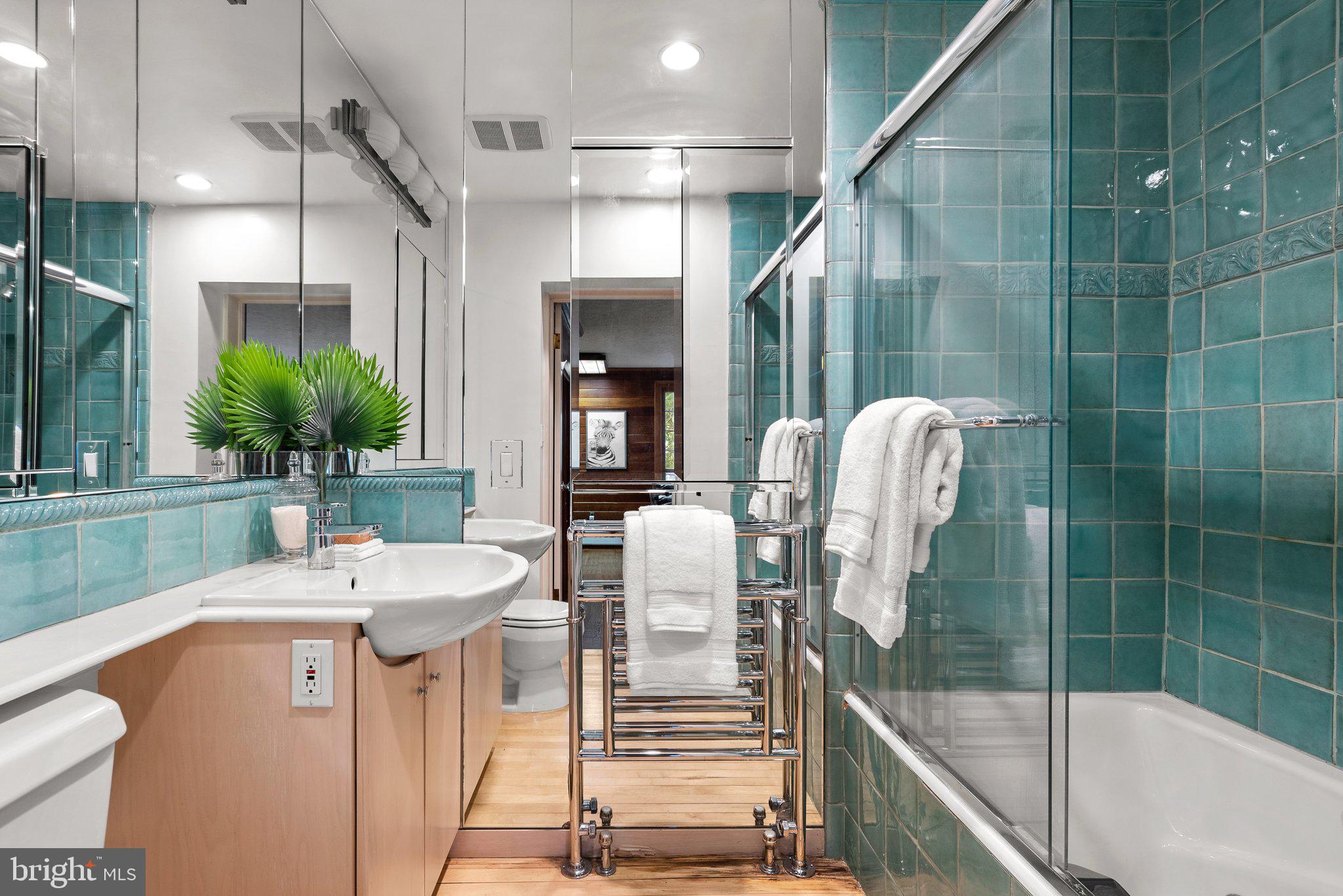 9218 Colesville Road Silver Spring, MD 20910 - Photo 39 of 76 Ensuite full bathroom off the in-law suite