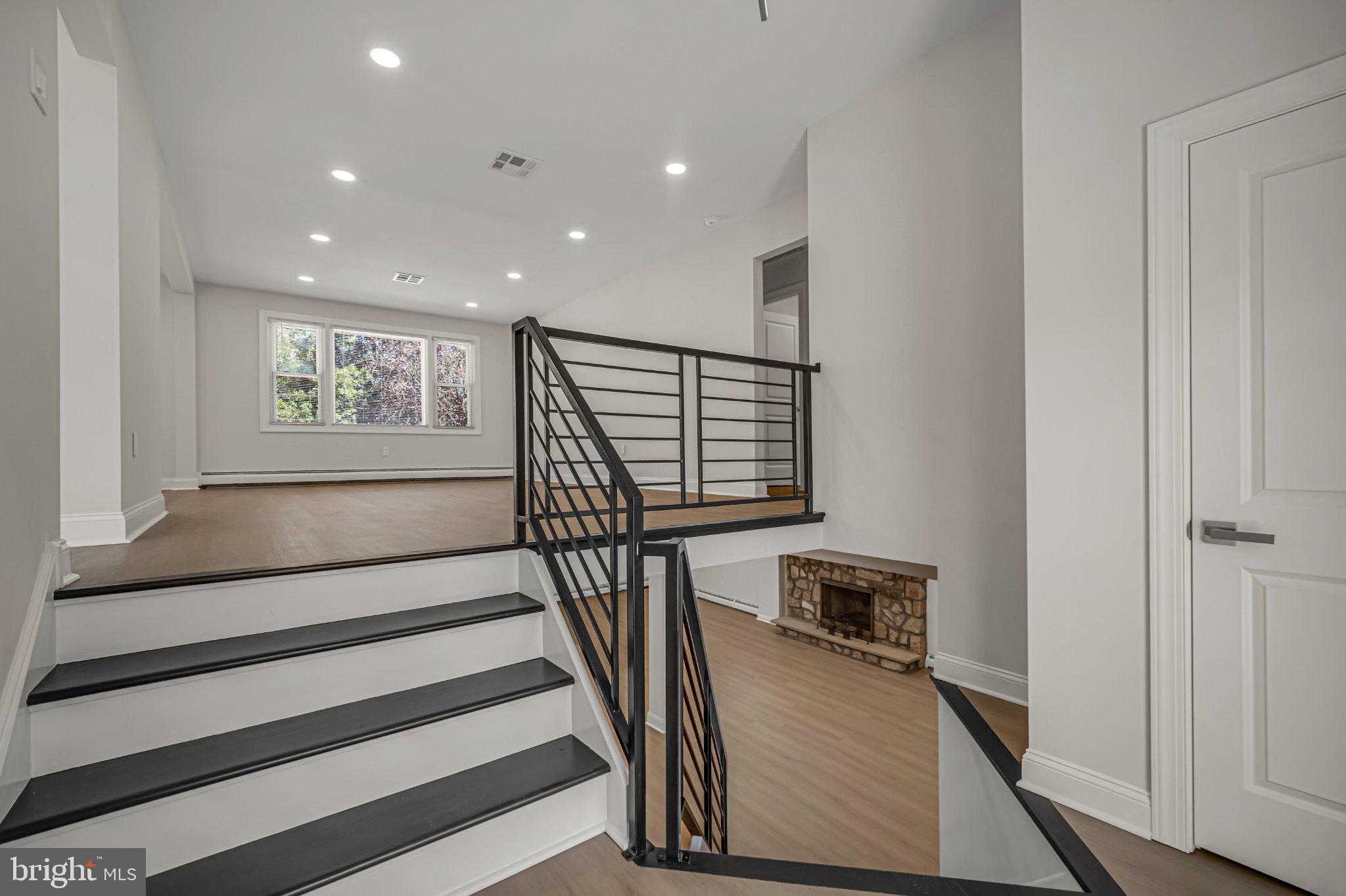 26 Heather Road Churchville, PA 18966 - Photo 6 of 43 Gallery Image 6