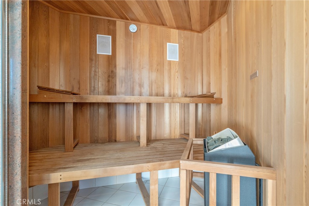 1436 Summitridge Drive Beverly Hills, CA 90210 - Photo 20 of 28 a view of entryway with wooden floor