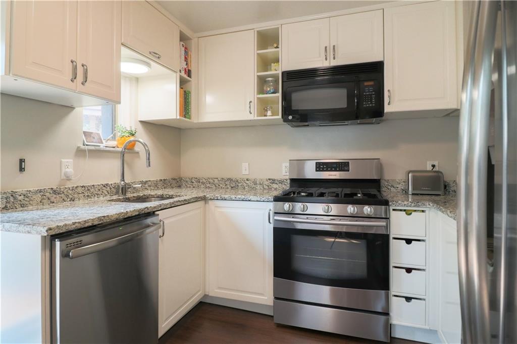 6620 Ridgeville Street Pittsburgh, PA 15217 - Photo 10 of 23