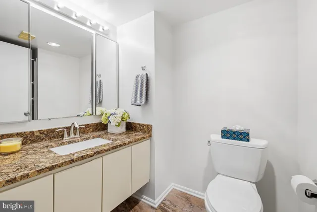 $240,000 | 15107 Interlachen Drive, Unit 2215, Silver Spring, MD 20906