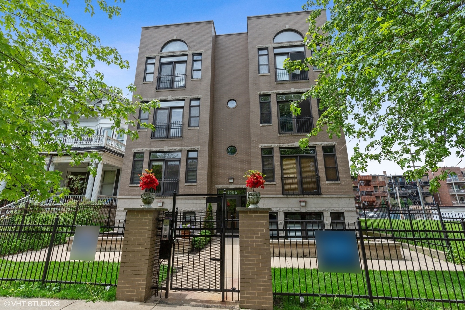 4606 North Malden Street, Unit 1S Chicago, IL 60640 - Photo 1 of 14