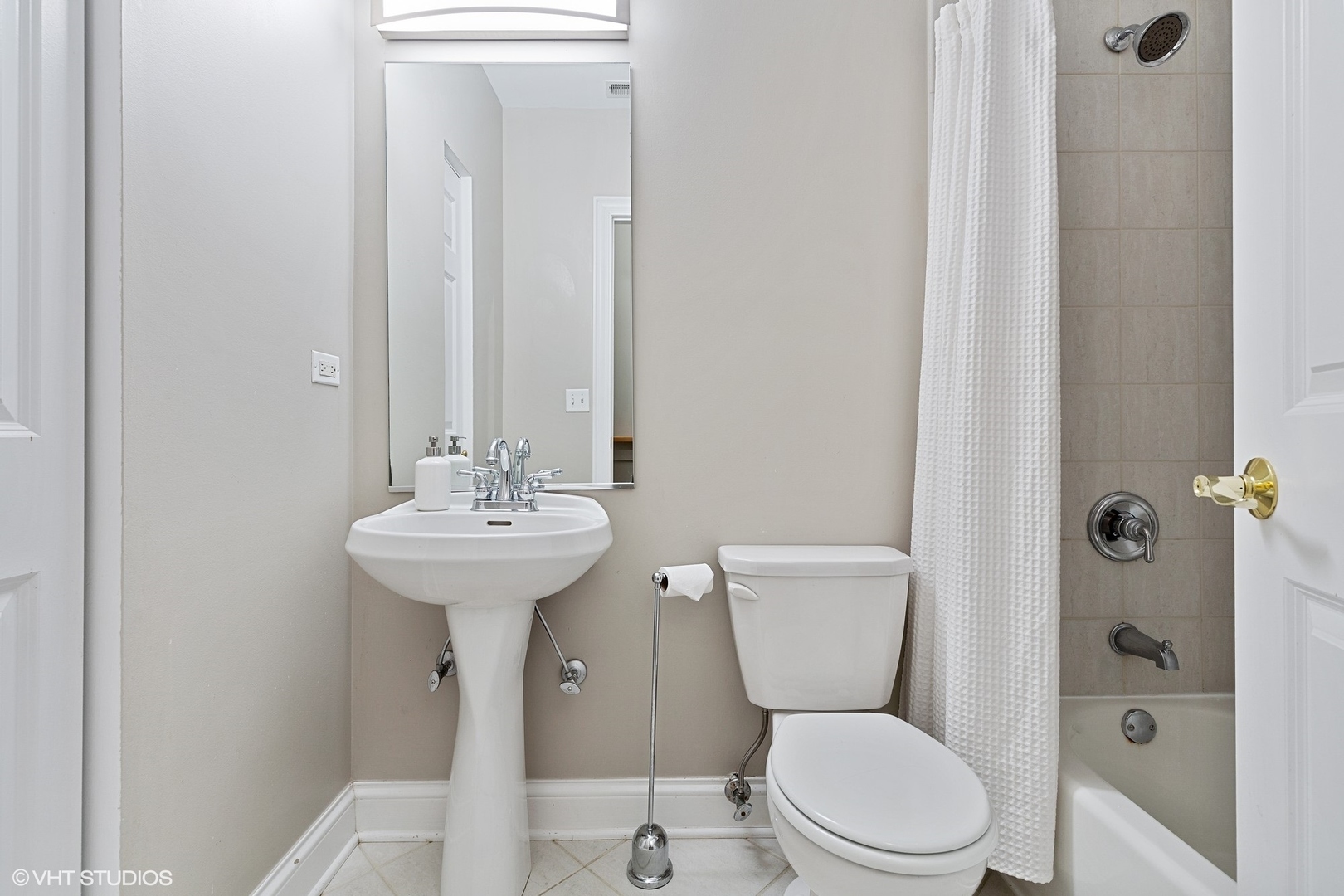 4606 North Malden Street, Unit 1S Chicago, IL 60640 - Photo 12 of 14