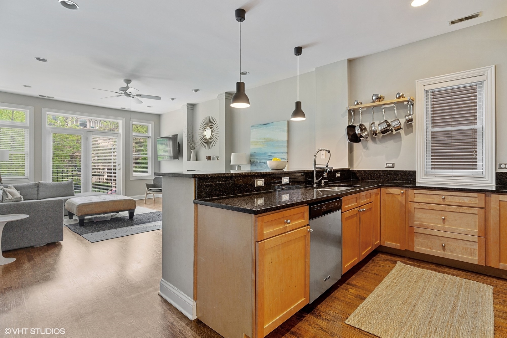 4606 North Malden Street, Unit 1S Chicago, IL 60640 - Photo 7 of 14
