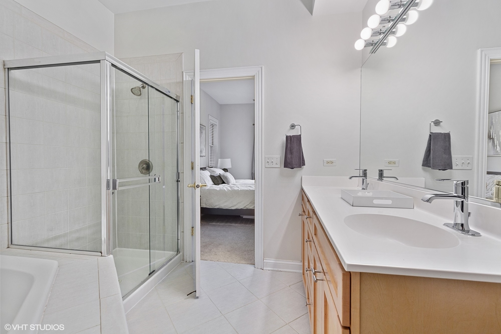 4606 North Malden Street, Unit 1S Chicago, IL 60640 - Photo 9 of 14